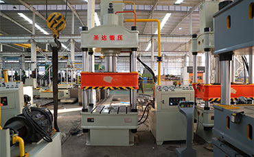 200噸四柱液壓機(jī)價(jià)格多少？